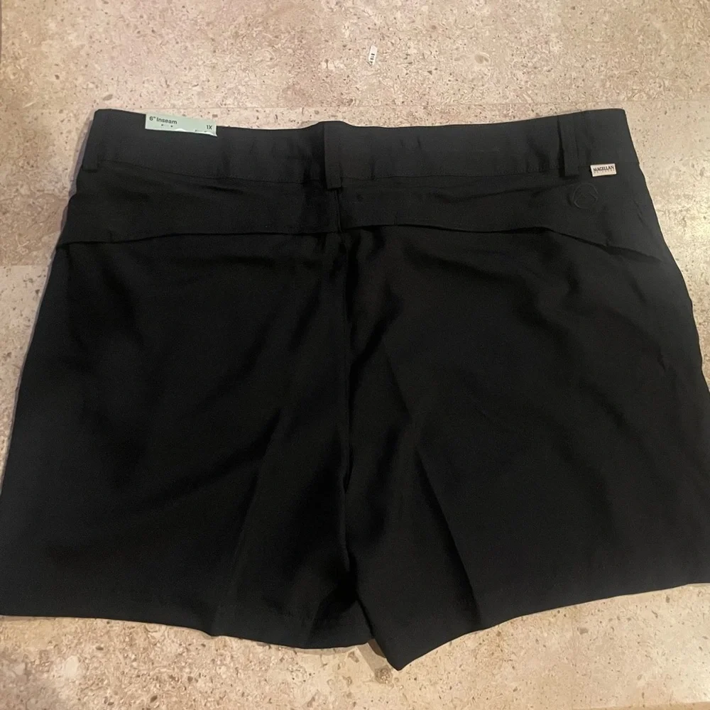 NWT Magellan Outdoors Woman’s Fish Gear Falcon Lake Short Drawstring Black - Picture 6 of 10